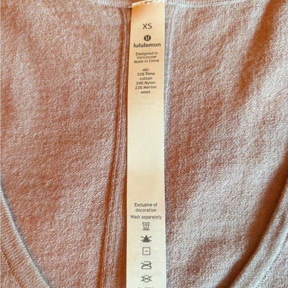 Lululemon Stand Steady V-Neck Sweater Size XS - Picture 3 of 4